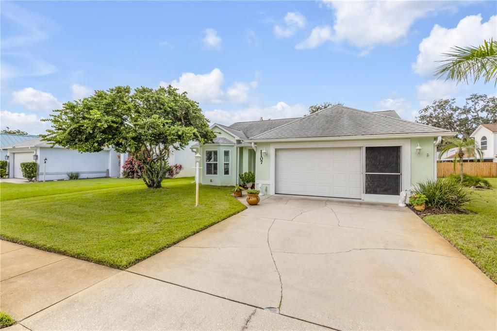 待售: $310,000 (2 贝兹, 2 浴室, 1235 平方英尺)