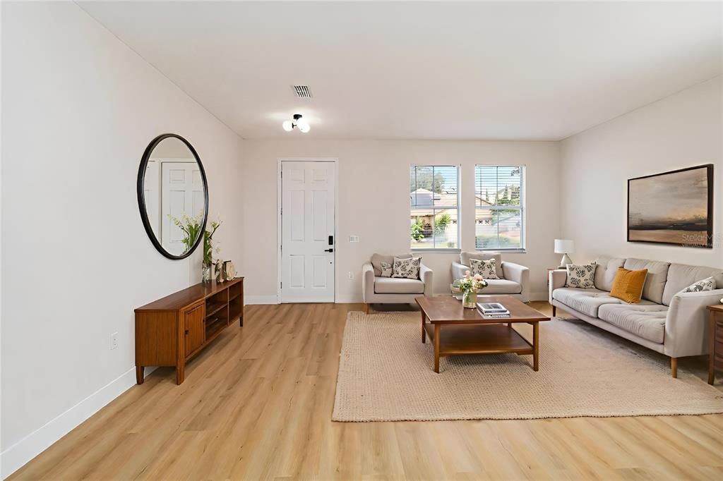 For Sale: $475,000 (4 beds, 2 baths, 2810 Square Feet)