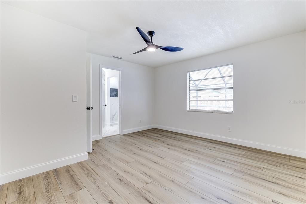 For Sale: $375,000 (3 beds, 2 baths, 1410 Square Feet)