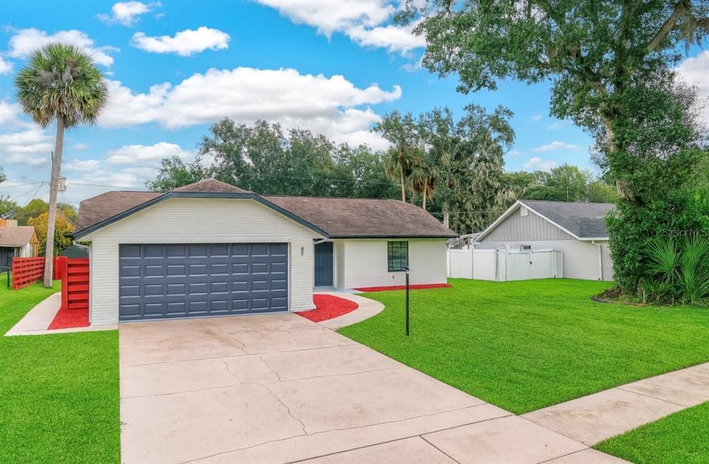 For Sale: $375,000 (3 beds, 2 baths, 1410 Square Feet)