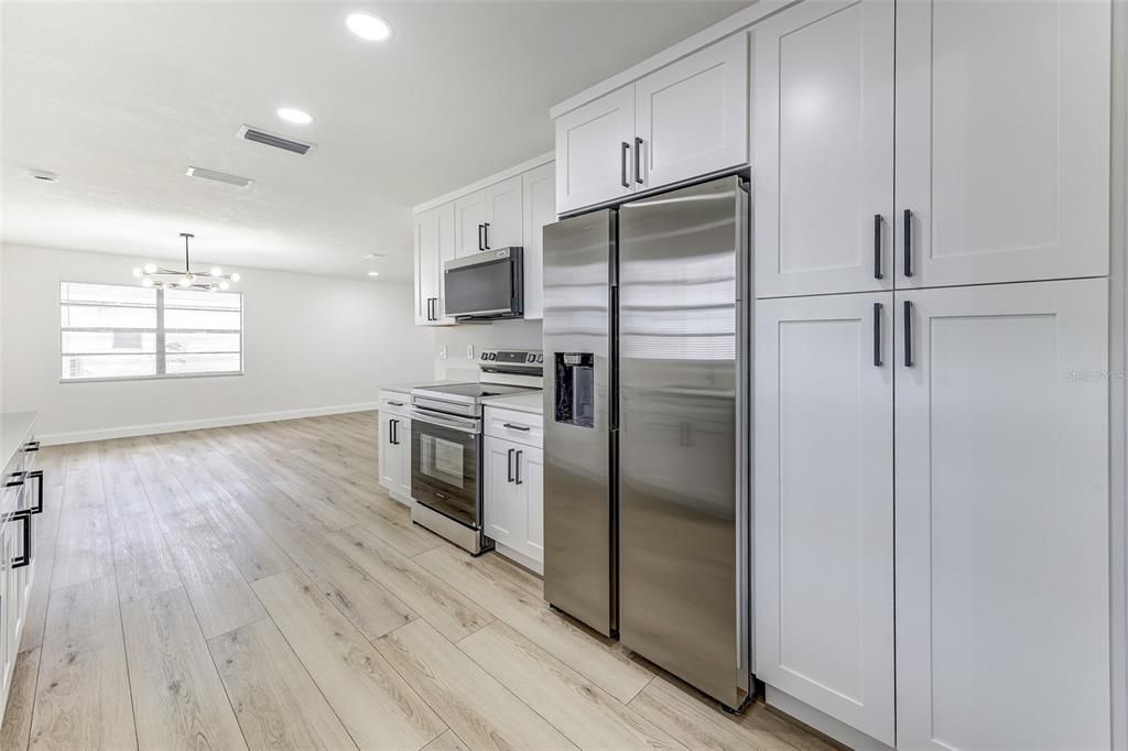 For Sale: $375,000 (3 beds, 2 baths, 1410 Square Feet)