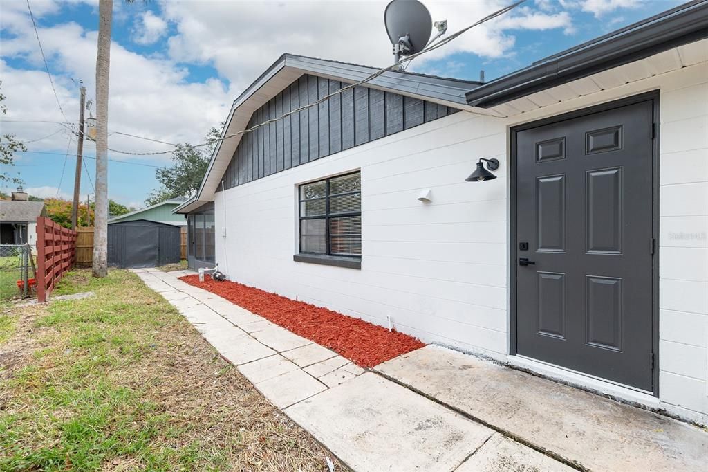 For Sale: $375,000 (3 beds, 2 baths, 1410 Square Feet)