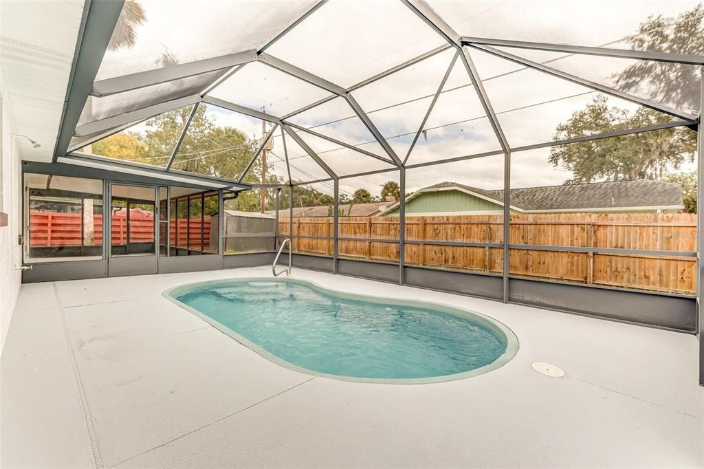 For Sale: $375,000 (3 beds, 2 baths, 1410 Square Feet)