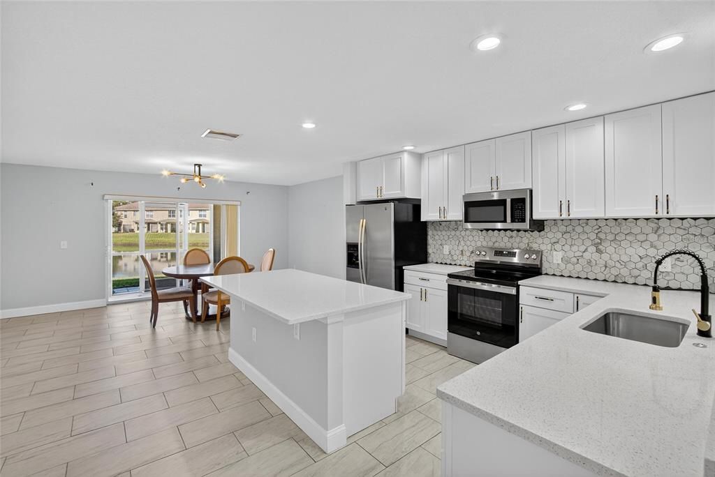 For Sale: $254,500 (3 beds, 2 baths, 1640 Square Feet)