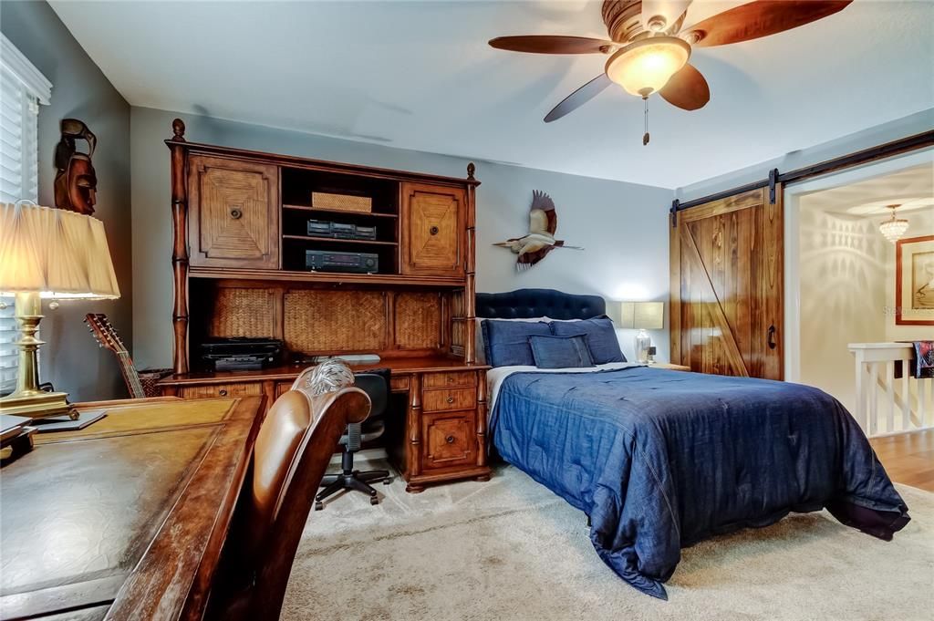 На продажу: $415,000 (2 спален, 2 ванн, 1290 Квадратных фут)