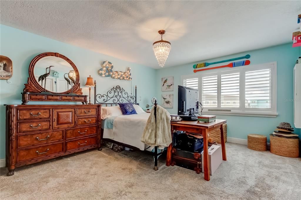 На продажу: $415,000 (2 спален, 2 ванн, 1290 Квадратных фут)