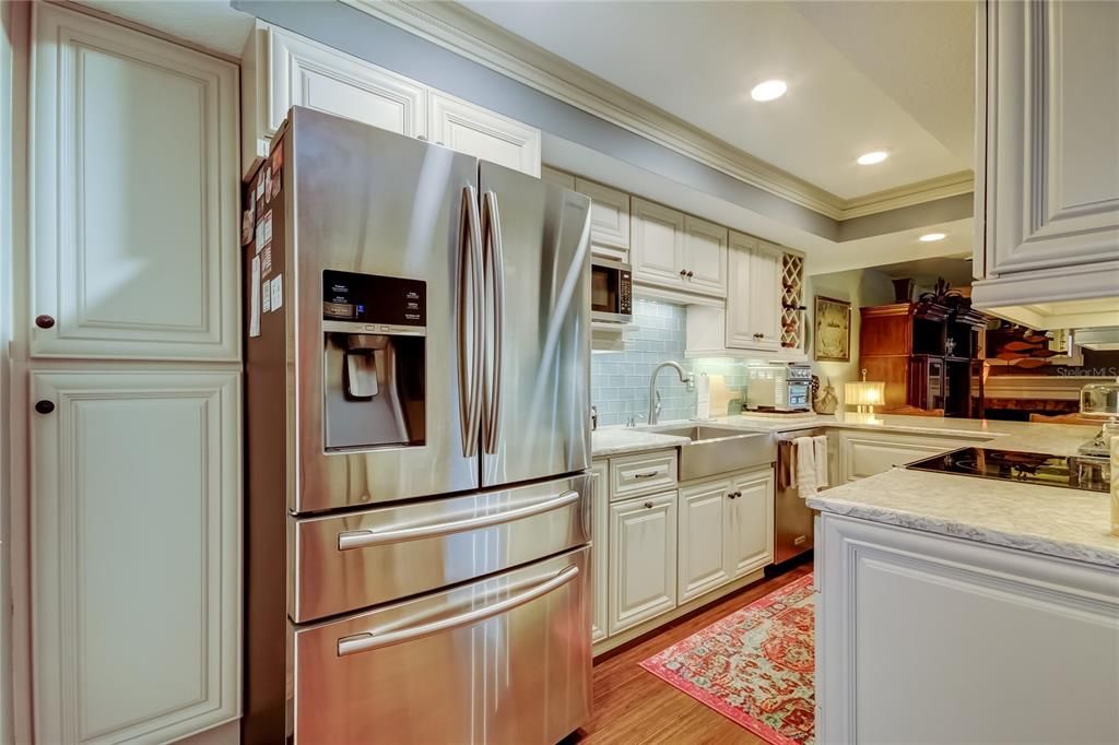 На продажу: $415,000 (2 спален, 2 ванн, 1290 Квадратных фут)