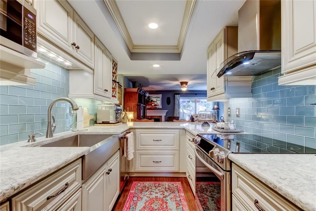 На продажу: $415,000 (2 спален, 2 ванн, 1290 Квадратных фут)