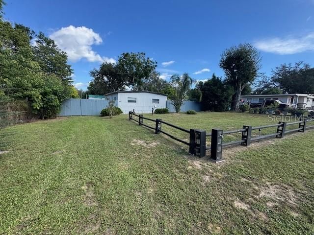 待售: $126,000 (3 贝兹, 1 浴室, 960 平方英尺)