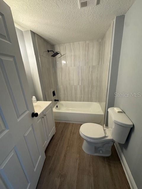 待售: $126,000 (3 贝兹, 1 浴室, 960 平方英尺)