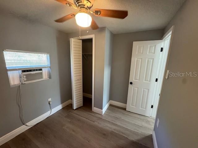 待售: $126,000 (3 贝兹, 1 浴室, 960 平方英尺)