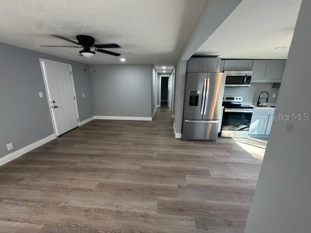 待售: $126,000 (3 贝兹, 1 浴室, 960 平方英尺)