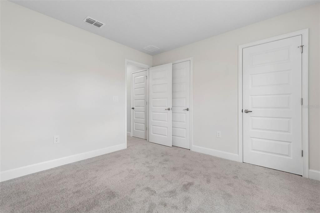 For Sale: $379,200 (4 beds, 3 baths, 2117 Square Feet)