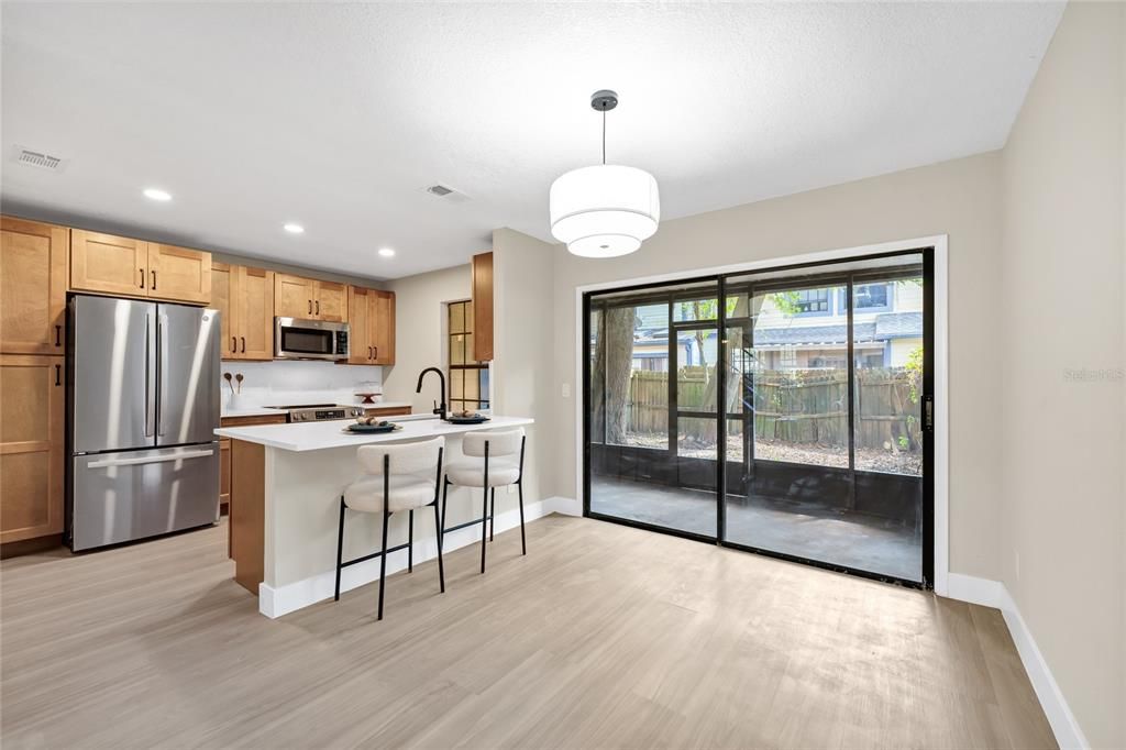 Active With Contract: $284,900 (2 beds, 2 baths, 1223 Square Feet)