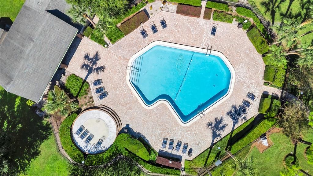 Active With Contract: $284,900 (2 beds, 2 baths, 1223 Square Feet)