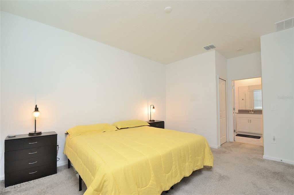 For Sale: $470,000 (4 beds, 3 baths, 2107 Square Feet)