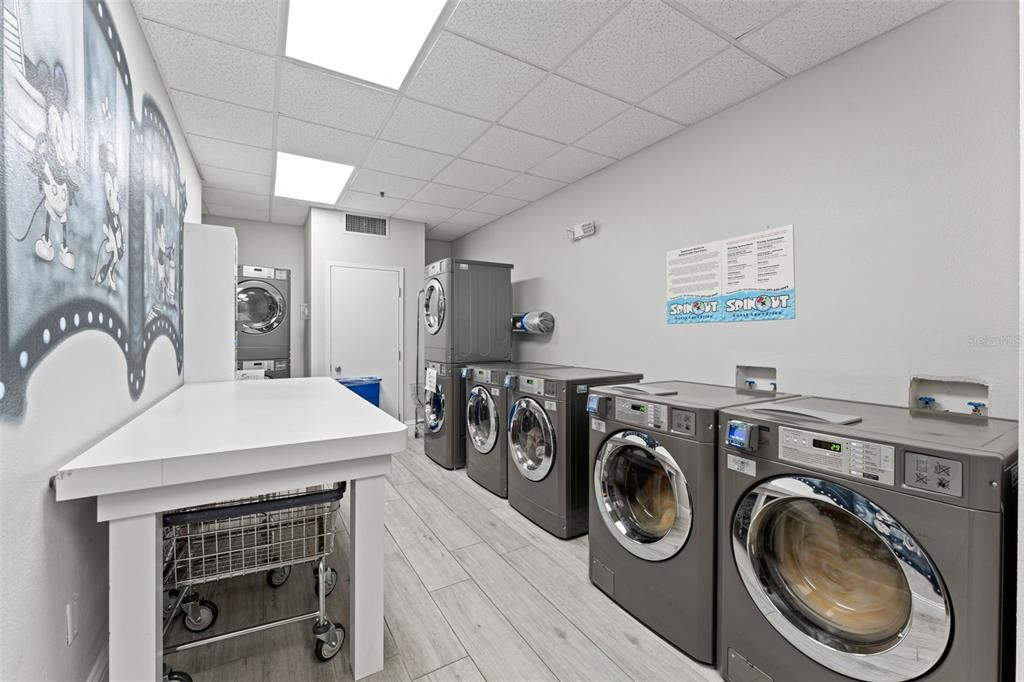 待售: $118,000 (1 贝兹, 1 浴室, 547 平方英尺)