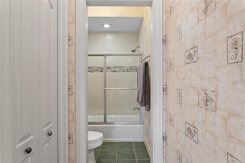 En Venta: $3,200,000 (4 camas, 4 baños, 5930 Pies cuadrados)