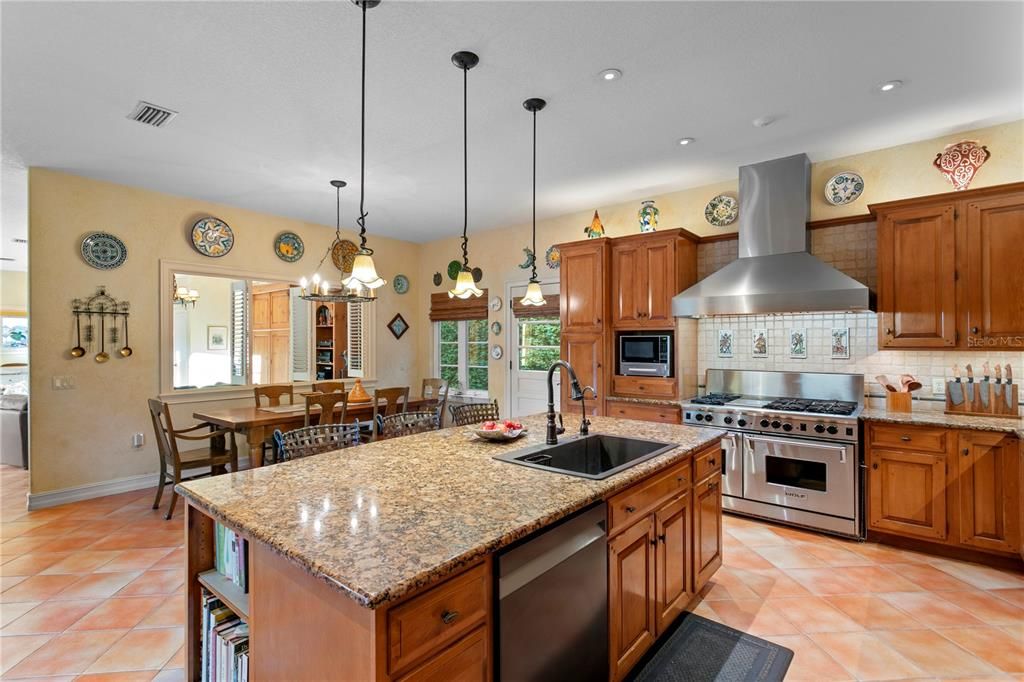 En Venta: $3,200,000 (4 camas, 4 baños, 5930 Pies cuadrados)