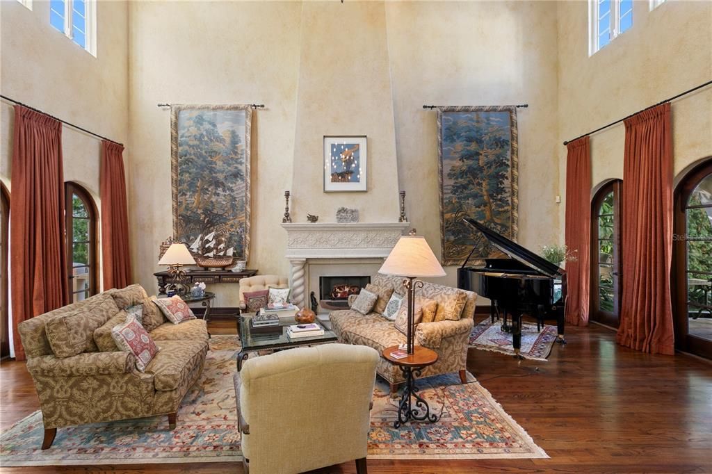 En Venta: $3,200,000 (4 camas, 4 baños, 5930 Pies cuadrados)