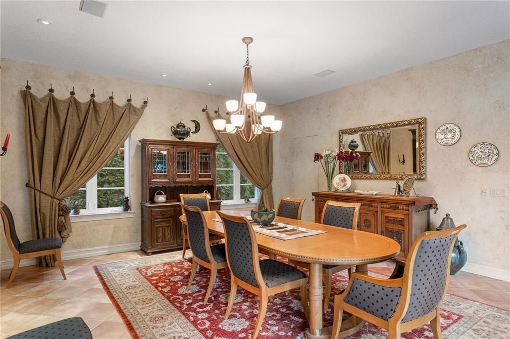 En Venta: $3,200,000 (4 camas, 4 baños, 5930 Pies cuadrados)