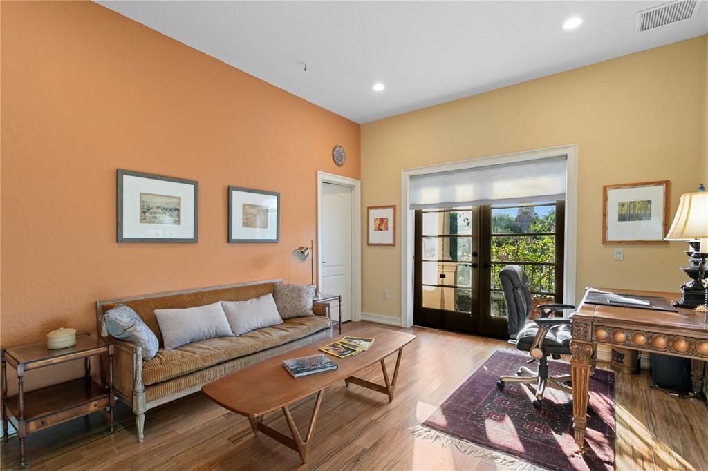 En Venta: $3,200,000 (4 camas, 4 baños, 5930 Pies cuadrados)