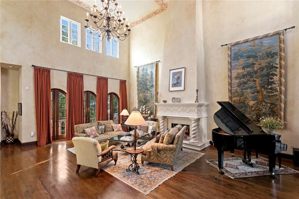 En Venta: $3,200,000 (4 camas, 4 baños, 5930 Pies cuadrados)