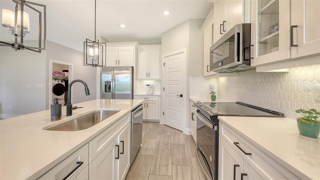 待售: $440,000 (3 贝兹, 2 浴室, 1466 平方英尺)