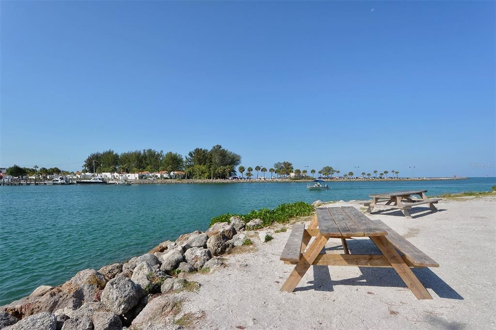 待售: $440,000 (3 贝兹, 2 浴室, 1466 平方英尺)