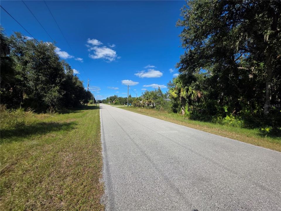 待售: $22,900 (0.23 acres)