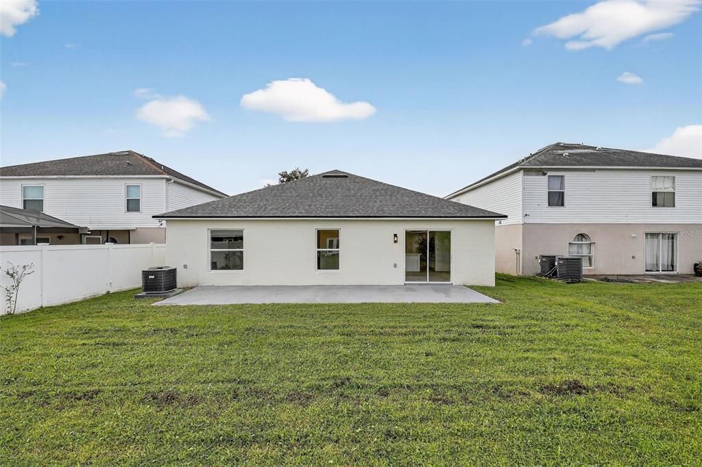 Active With Contract: $394,900 (4 beds, 2 baths, 2021 Square Feet)