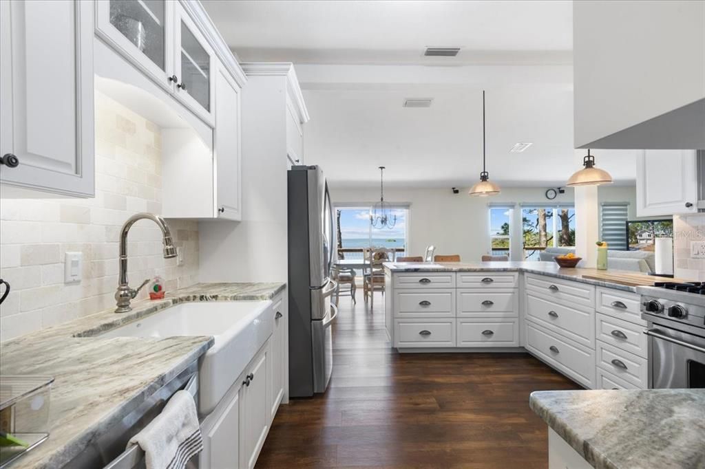 For Sale: $937,700 (3 beds, 2 baths, 2612 Square Feet)