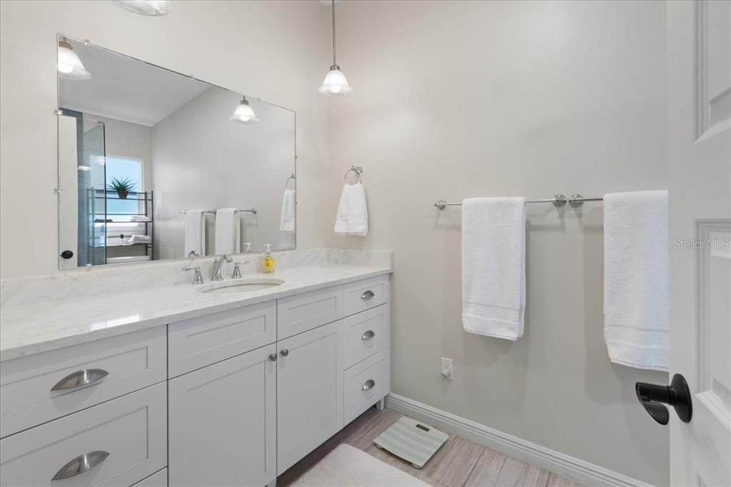 For Sale: $937,700 (3 beds, 2 baths, 2612 Square Feet)