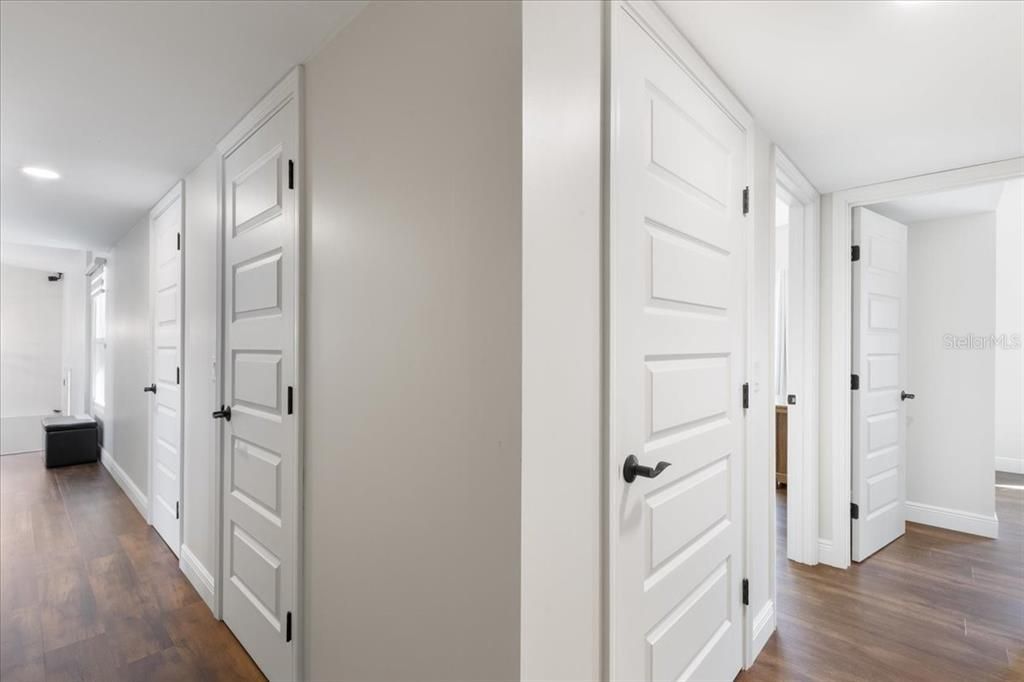 For Sale: $937,700 (3 beds, 2 baths, 2612 Square Feet)