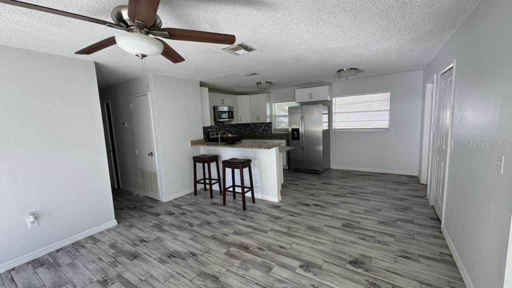 Active With Contract: $279,500 (3 beds, 2 baths, 1350 Square Feet)