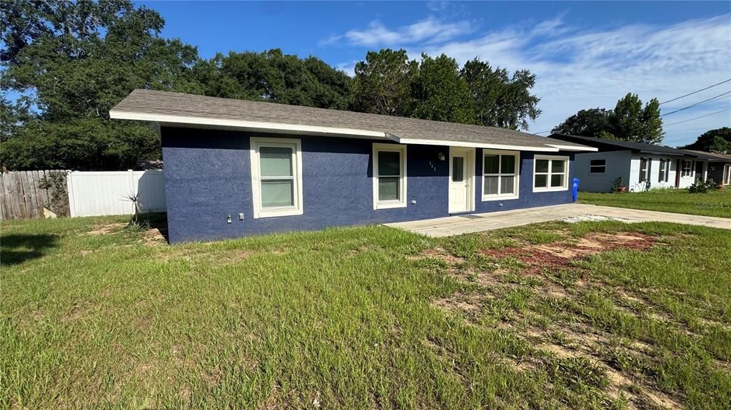 Active With Contract: $279,500 (3 beds, 2 baths, 1350 Square Feet)