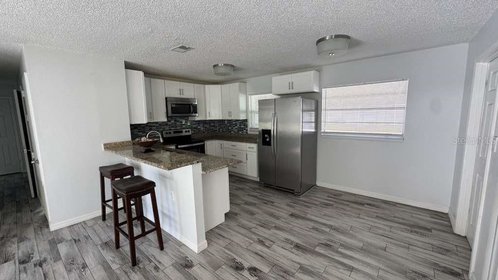 Active With Contract: $279,500 (3 beds, 2 baths, 1350 Square Feet)