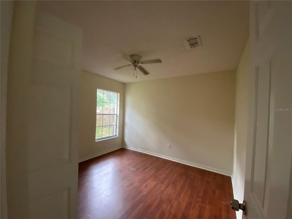For Sale: $275,000 (3 beds, 2 baths, 1505 Square Feet)