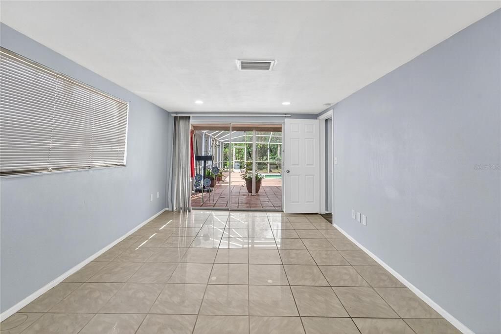 Active With Contract: $365,000 (3 beds, 2 baths, 1711 Square Feet)