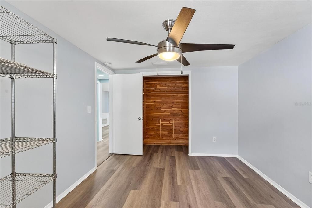 Active With Contract: $365,000 (3 beds, 2 baths, 1711 Square Feet)