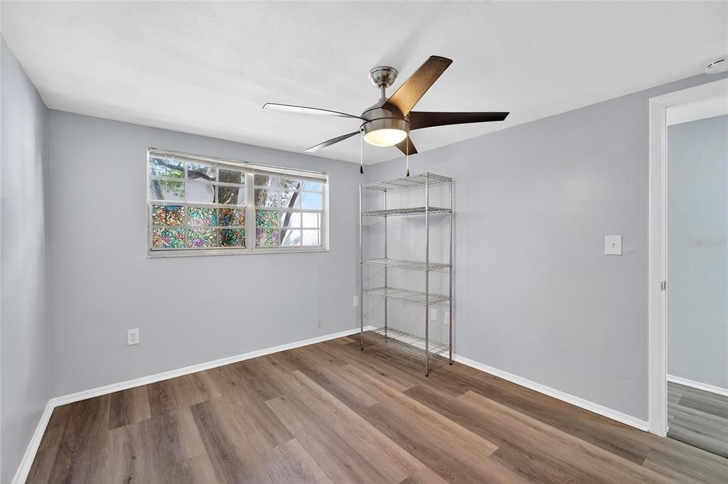 Active With Contract: $365,000 (3 beds, 2 baths, 1711 Square Feet)