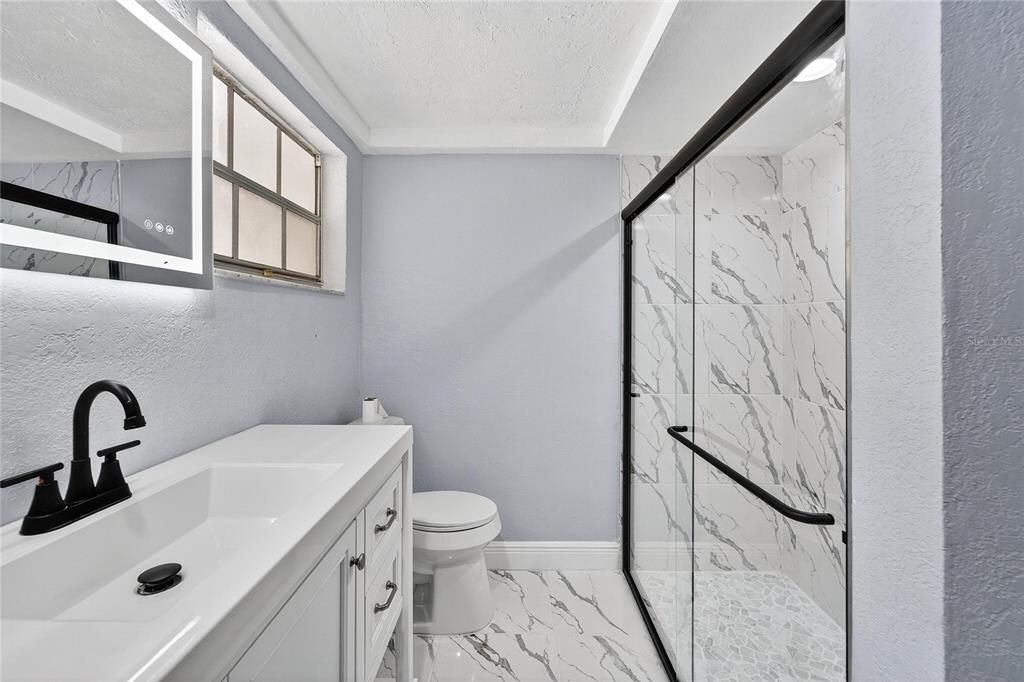 Active With Contract: $365,000 (3 beds, 2 baths, 1711 Square Feet)