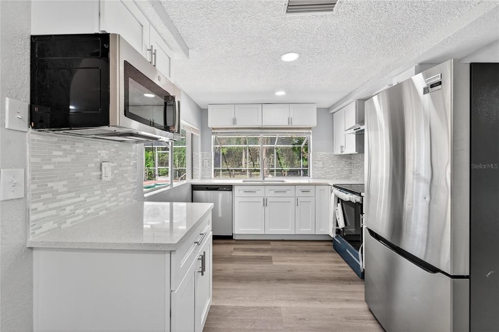 Active With Contract: $365,000 (3 beds, 2 baths, 1711 Square Feet)