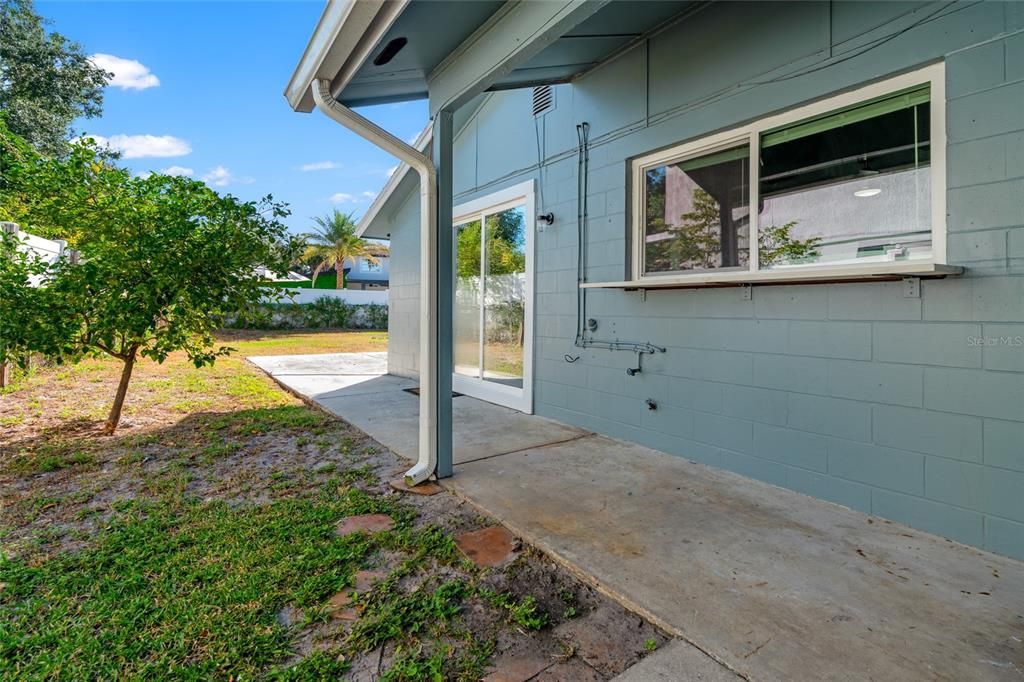 For Sale: $405,000 (3 beds, 1 baths, 1629 Square Feet)