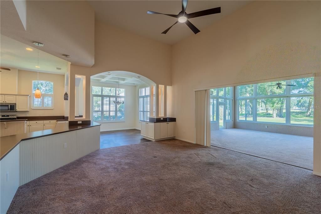 For Sale: $435,000 (3 beds, 2 baths, 2951 Square Feet)