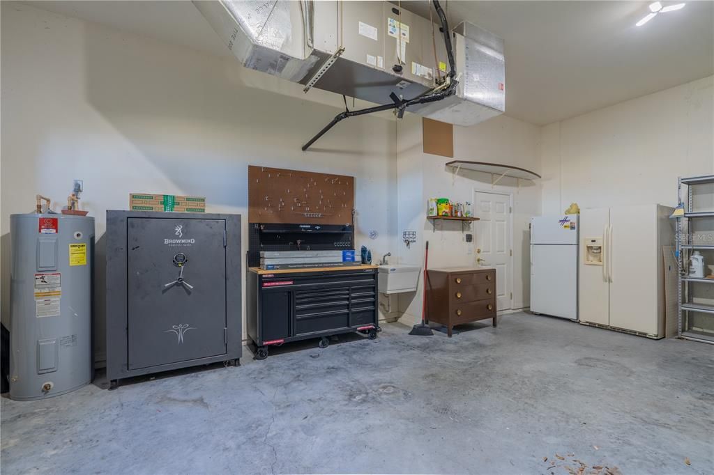 For Sale: $435,000 (3 beds, 2 baths, 2951 Square Feet)