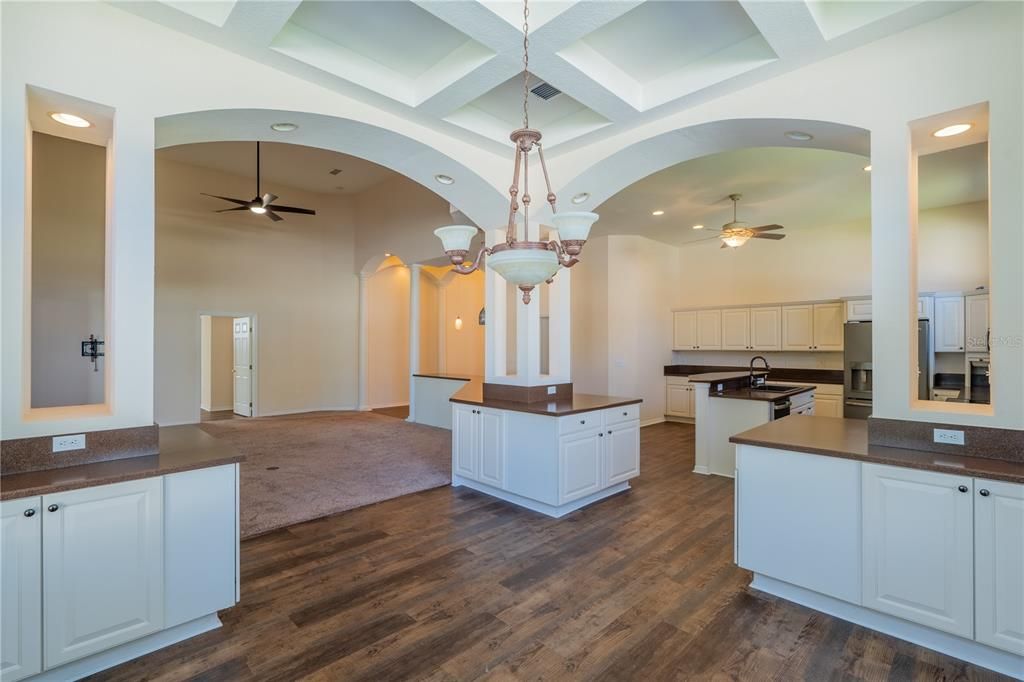 For Sale: $435,000 (3 beds, 2 baths, 2951 Square Feet)