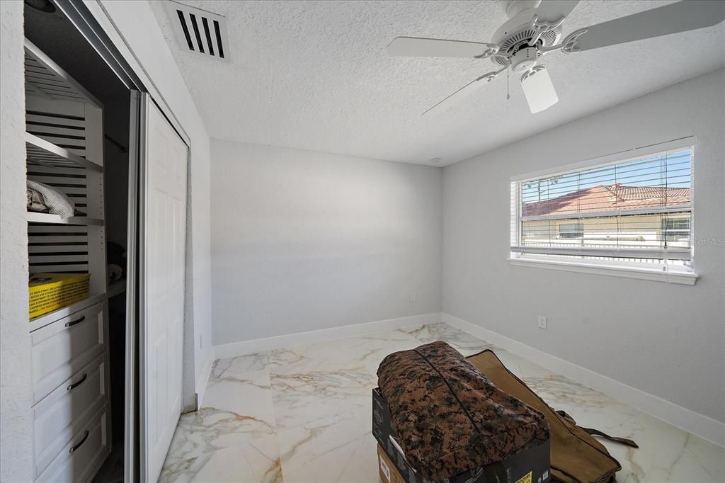 For Sale: $575,000 (3 beds, 2 baths, 1877 Square Feet)