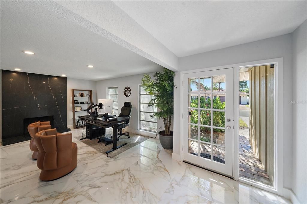 For Sale: $575,000 (3 beds, 2 baths, 1877 Square Feet)