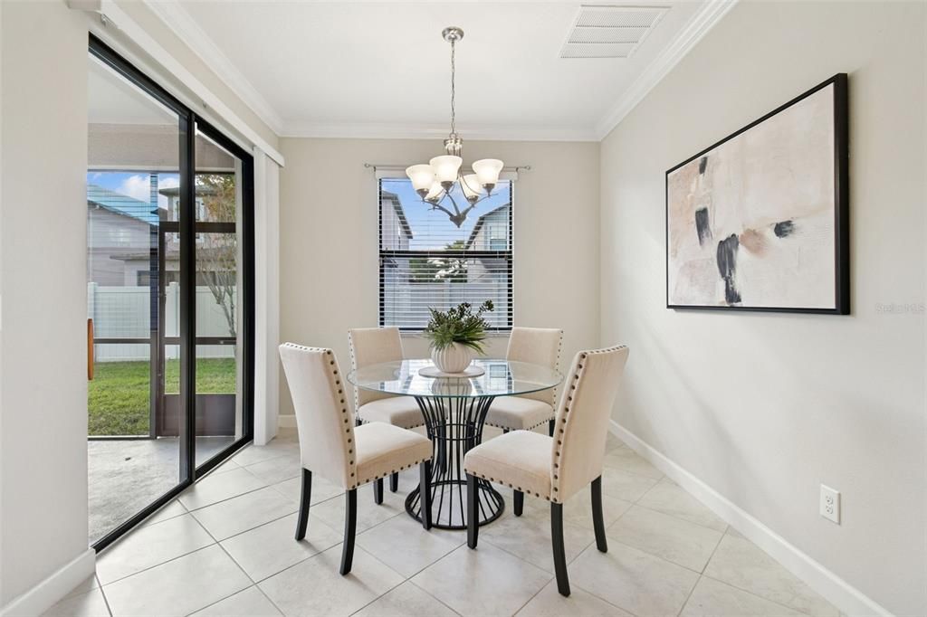 Под контрактом: $370,000 (3 спален, 2 ванн, 1754 Квадратных фут)